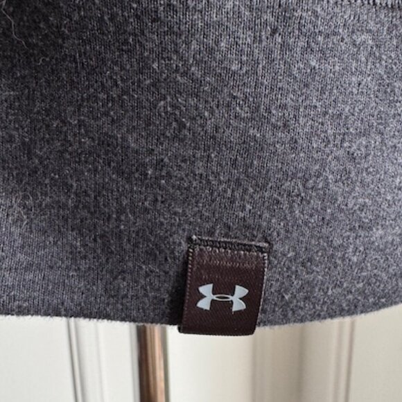 Under Armour Wisconsin Badger's Women's Full Zip Jacket - Picture 4 of 5